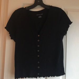 Cute barely cropped American eagle shirt